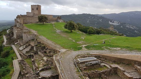 el Castillo de Jimena de la Frontera