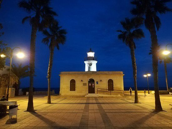 il Faro de Roquetas de Mar