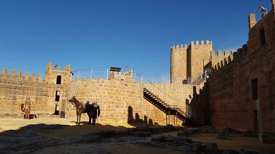 Banos de la Encima Castle