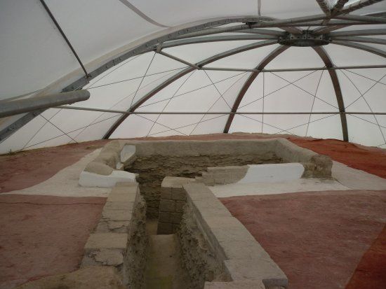 Tutugi Necropolis