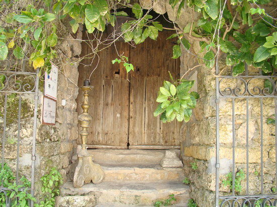 Vistillas: Traditional Ceramic and Ethnographic Museum