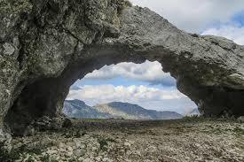 Cueva de las Dos Puertas