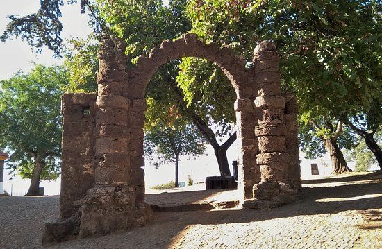 Arco de los Novios